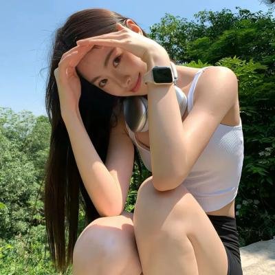金发美人